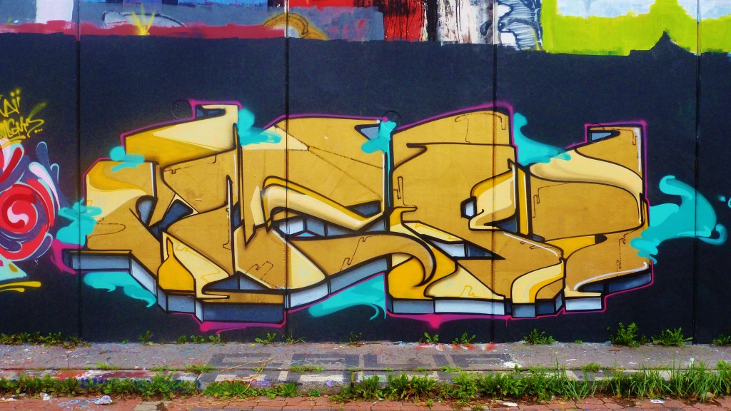 September and Graffiti in Prague 141