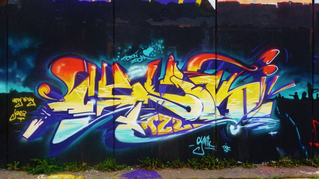 September and Graffiti in Prague 144